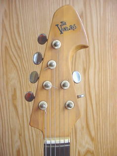 �s�d�h�r�b�n�̃��S�������ăU�E�x���`���[�Y�ɏ�������